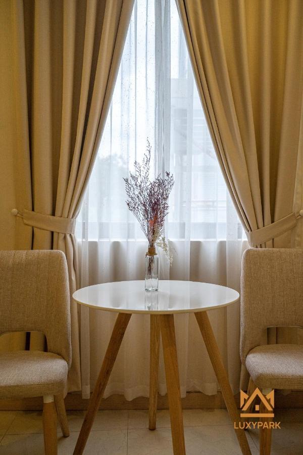 Luxy Park Hotel & Apartments - Notre Dame Ho Či Minovo Město Exteriér fotografie